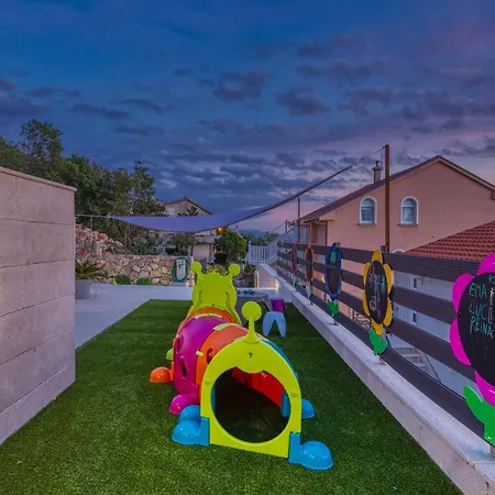 Amazing In With Wifi Lägenhet *