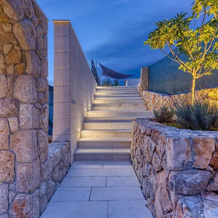 Amazing In With Wifi