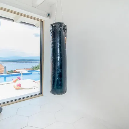 Amazing In With Wifi