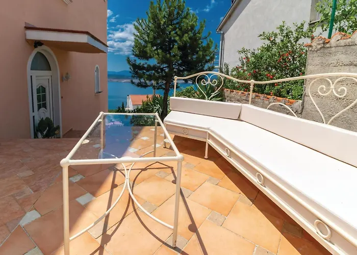 Amazing In With Wifi Apartamento Dramalj